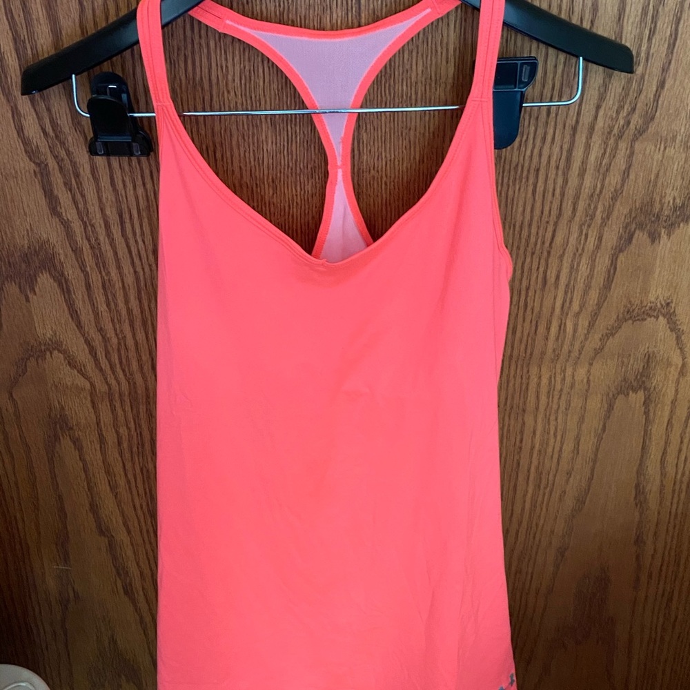 💥under armor tank top